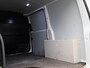 Volkswagen Transporter 2.0 TDI L1H1 150PK | Automaat | Multifunctioneel Stuurwiel | Elektrische Spiegels | Parkeersensoren Achter | Cruise Control | App-Connect | Achteruitrijcamera | Airco | DAB+ |