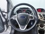 Ford Fiesta 1.25 82PK Ghia | Clima | Voorruitverwarming | Trekhaak | Parkeersensoren |