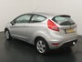 Ford Fiesta 1.25 82PK Ghia | Clima | Voorruitverwarming | Trekhaak | Parkeersensoren |