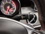 Mercedes-Benz CLA 180 AMG Sport Automaat (SCHUIFDAK, GROOT NAVI, LEDER/ALCANTARA, SPORTSTOELEN, GETINT GLAS, CRUISE, NIEUWE APK, NIEUWSTAAT)
