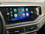 Volkswagen Polo 1.0 TSI Sportline (APPLE CARPLAY, GROOT NAVI, CLIMATE, STOELVERWARMING, SPORTSTOELEN, CRUISE, PARKEERSENSOREN, LM VELGEN, NIEUWE APK, NIEUWSTAAT)