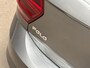 Volkswagen Polo 1.0 TSI Sportline (APPLE CARPLAY, GROOT NAVI, CLIMATE, STOELVERWARMING, SPORTSTOELEN, CRUISE, PARKEERSENSOREN, LM VELGEN, NIEUWE APK, NIEUWSTAAT)
