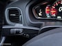 Volvo V40 Cross Country 1.6 T4 Momentum Aut. Navi ECC Cruise 18" Parkeer-hulp