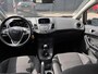 Ford Fiesta 1.0 Titanium 80PK NIEUWE DISTRIBUTIERIEM!! Cruise Navi Parkeersensoren Privacy Glass Reservewiel 15'' Velgen *Leuk*