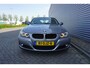 BMW 3-Serie 318i Corporate Lease Luxury Line Climate / Navi / Cruise / Leder / Parkeers. / Lm velgen / NAP