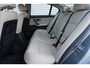 BMW 3-Serie 318i Corporate Lease Luxury Line Climate / Navi / Cruise / Leder / Parkeers. / Lm velgen / NAP