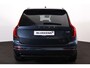 Volvo XC90 T8 Recharge AWD Ultra Dark Exec. Ed. - Luchtvering - Panorama/schuifdak - IntelliSafe Assist & Surround - 360º Camera - Bowers & Wilkins audio - Adaptieve LED koplampen - Verwarmde voorstoelen, stuur & achterbank - Parkeersensoren voor & achter - Elektr. bedienb. voorstoelen met geheugen - Geventileerde voorstoelen - Head up display - Draadloze tel. lader - Extra getint glas - Inklapbare trekhaak - 22' LMV