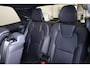 Volvo XC90 T8 Recharge AWD Ultra Dark Exec. Ed. - Luchtvering - Panorama/schuifdak - IntelliSafe Assist & Surround - 360º Camera - Bowers & Wilkins audio - Adaptieve LED koplampen - Verwarmde voorstoelen, stuur & achterbank - Parkeersensoren voor & achter - Elektr. bedienb. voorstoelen met geheugen - Geventileerde voorstoelen - Head up display - Draadloze tel. lader - Extra getint glas - Inklapbare trekhaak - 22' LMV