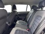 Volkswagen Golf 1.2 TSI Highline | Automaat | Achteruitrijcamera | Cruise control | Climate control | 12 maanden garantie! |