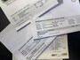Opel Astra 1.0 Business+ met parkeersensoren en navigatie en cruise controle en bluetooth telefoon / media