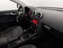 Audi A3 Sportback 1.8 TFSI Attraction Pro Line Inruilauto’s tegen vaste prijzen. Voor meer info: 0638140850 Bij de verkoop van gebruikte voertuigen door CD-Cars wordt geen standaard garantie verstrekt. De koper aanvaardt het voertuig in de staat waarin het zich bevindt op het moment van aankoop