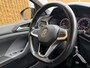 Volkswagen T-Cross 1.0 TSI R-line exterieur | Airconditioning | Cruise control adaptief | Dodehoek detectie | DAB ontvanger | Navigatiesysteem | Apple CarPlay/Android Auto | Parkeersensoren voor en achter