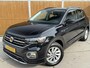 Volkswagen T-Cross 1.0 TSI R-line exterieur | Airconditioning | Cruise control adaptief | Dodehoek detectie | DAB ontvanger | Navigatiesysteem | Apple CarPlay/Android Auto | Parkeersensoren voor en achter