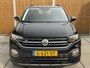 Volkswagen T-Cross 1.0 TSI R-line exterieur | Airconditioning | Cruise control adaptief | Dodehoek detectie | DAB ontvanger | Navigatiesysteem | Apple CarPlay/Android Auto | Parkeersensoren voor en achter