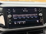 Volkswagen T-Cross 1.0 TSI R-line exterieur | Airconditioning | Cruise control adaptief | Dodehoek detectie | DAB ontvanger | Navigatiesysteem | Apple CarPlay/Android Auto | Parkeersensoren voor en achter