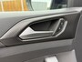 Volkswagen T-Cross 1.0 TSI R-line exterieur | Airconditioning | Cruise control adaptief | Dodehoek detectie | DAB ontvanger | Navigatiesysteem | Apple CarPlay/Android Auto | Parkeersensoren voor en achter