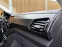 Volkswagen T-Cross 1.0 TSI R-line exterieur | Airconditioning | Cruise control adaptief | Dodehoek detectie | DAB ontvanger | Navigatiesysteem | Apple CarPlay/Android Auto | Parkeersensoren voor en achter