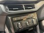 Volkswagen T-Cross 1.0 TSI R-line exterieur | Airconditioning | Cruise control adaptief | Dodehoek detectie | DAB ontvanger | Navigatiesysteem | Apple CarPlay/Android Auto | Parkeersensoren voor en achter