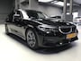 BMW 3-Serie Touring 330e Business Edition Plus I 293PK I Camera I Trekhaak I Ambiente I Full Led I Stoel & Stuurverw. I Half/Leder