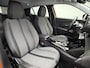 Peugeot e-2008 EV Allure Pack 50 kWh 3-Fase SOH 91,9% | 3D i-Cockpit | Led | Navigatie | Camera | Carplay&Android