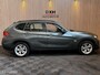BMW X1 sDrive18i Executive CARPLAY NAVI CAMERA YOUNGTIMER!