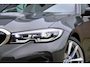 BMW 3-Serie 330i High Executive Edition M-sport / Dravit Grau / Head-up / 19'' Breyton / Elek. Trekhaak