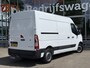 Renault Master T35 2.3 dCi 135 L2H2 | Navi | Carplay | Camera | Trekhaak | PDC