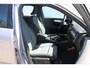 Volvo XC40 B4 211PK Automaat Plus Dark Semi elektrisch wegklapbare trekhaak / Verwarmbare voorruit / Google infotainment / Elektrisch bedienbare bestuurdersstoel met geheugen