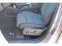 Volvo XC40 B4 211PK Automaat Plus Dark Semi elektrisch wegklapbare trekhaak / Verwarmbare voorruit / Google infotainment / Elektrisch bedienbare bestuurdersstoel met geheugen