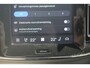 Volvo XC40 B4 211PK Automaat Plus Dark Semi elektrisch wegklapbare trekhaak / Verwarmbare voorruit / Google infotainment / Elektrisch bedienbare bestuurdersstoel met geheugen