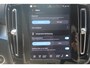 Volvo XC40 B4 211PK Automaat Plus Dark Semi elektrisch wegklapbare trekhaak / Verwarmbare voorruit / Google infotainment / Elektrisch bedienbare bestuurdersstoel met geheugen