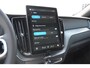 Volvo XC60 T6 350PK Automaat AWD Plus Black Edition / Elektrisch bedienbare voorstoelen met geheugen/ Stoelverwarming/ Stuurverwarming/ Harman Kardon audio/ 360 Camera/