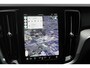 Volvo V60 T6 350PK Plug-in hybrid AWD Plus Bright Long Range / 19" lichtmetalen velgen / Harman Kardon Audio / Adaptieve Cruise Control / Elektrisch verstelbare voorstoelen met geheugen