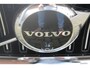 Volvo V60 T6 350PK Plug-in hybrid AWD Plus Bright Long Range / 19" lichtmetalen velgen / Harman Kardon Audio / Adaptieve Cruise Control / Elektrisch verstelbare voorstoelen met geheugen