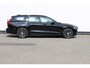 Volvo V60 T6 350PK Automaat Plug-in hybrid AWD Plus Dark Long Range / Google infotainment / Cruise Control / Lederen bekleding / Keyless entry / Elektrisch bedienbare voorstoelen met geheugen / Verwarmbare voorstoelen