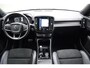 Volvo XC40 T2 129PK Automaat R-Design / Navigatie / Parkeersensoren / Adaptieve Cruise control / R-Design leder-Nubuck bekl. / Dodehoeksensor / Extra getint glas / All season banden