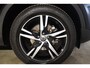Volvo XC40 T2 129PK Automaat R-Design / Navigatie / Parkeersensoren / Adaptieve Cruise control / R-Design leder-Nubuck bekl. / Dodehoeksensor / Extra getint glas / All season banden