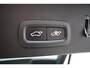 Volvo XC40 T2 129PK Automaat R-Design / Navigatie / Parkeersensoren / Adaptieve Cruise control / R-Design leder-Nubuck bekl. / Dodehoeksensor / Extra getint glas / All season banden