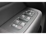 Volvo XC60 T6 350PK Long Range Plug-in hybrid AWD Plus Bright Panoramisch schuif-kanteldak / Google infotainment / Lederen bekleding / Parkeersensoren voor en achter met parkeercamera / Road Sign information / Cruise Control
