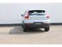 Volvo XC40 B4 211PK Automaat Plus Dark Google Infotainment / Verwarmbare voorruit / Semi elektrisch wegklapbare trekhaak / Elektrisch verstelbare voorstoelen met geheugen op de bestuurdersstoel