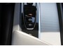 Volvo XC60 T6 350PK Plug-in hybrid AWD Plus Bright Long range / Adaptieve cruise control / Panoramadak / Apple carplay / Parkeersensoren met 360 camera / Elektrische achterklep / Elektrische stoelen met geheugen / Stoel en stuurwielverwarming