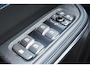 Lynk & Co 01 262PK Automaat / 360 Camera / Adaptieve cruise control / Glazen schuif-kanteldak / Elektrische stoelen met geheugenfunctie / Stoelverwarming / Elektrische achterklep / Climate control / Parkeersensoren V+A / 20"velgen / Keyless entry /