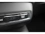 Volvo XC40 T3 163PK automaat Momentum Pro / Climate Control/ Cruise control/ elektrische achterklep/ Bluetooth/ Apple carplay/ Drive mode/ Parkeersensoren met camera/ Navigatie