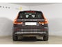 Volvo XC60 T6 350PK Automaat Plug-in Hybrid AWD Plus Bright / Navigatie / Elektrisch glazen schuif-kanteldak / Leren bekleding / Stuur & Stoelverwarming / Elektrische stoelen met geheugen / Elektrische achterklep / Cruise control