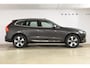 Volvo XC60 T6 350PK Automaat Plug-in Hybrid AWD Plus Bright / Navigatie / Elektrisch glazen schuif-kanteldak / Leren bekleding / Stuur & Stoelverwarming / Elektrische stoelen met geheugen / Elektrische achterklep / Cruise control