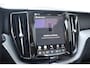 Volvo XC60 T6 350PK Automaat Plug-in Hybrid AWD Plus Bright / Navigatie / Elektrisch glazen schuif-kanteldak / Leren bekleding / Stuur & Stoelverwarming / Elektrische stoelen met geheugen / Elektrische achterklep / Cruise control