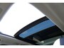Volvo XC60 T6 Plug-in hybrid AWD Plus Dark Long range / Adaptieve cruise control / Panoramadak / Apple carplay / Parkeersensoren met 360 camera / Elektrische achterklep / Elektrische stoelen met geheugen / Stoel en stuurwielverwarming