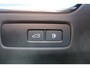 Volvo XC60 T6 Plug-in hybrid AWD Plus Dark Long range / Adaptieve cruise control / Panoramadak / Apple carplay / Parkeersensoren met 360 camera / Elektrische achterklep / Elektrische stoelen met geheugen / Stoel en stuurwielverwarming