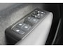 Volvo XC40 B4 211PK Automaat Inscription Panoramisch schuif-kanteldak / Semi elektrisch wegklapbare trekhaak / Adaptieve cruise control / Lederen bekleding / Harman Kardon Audio