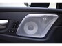 Volvo XC60 T6 350PK Automaat Plug-in Hybrid AWD Plus Black Edition/ Bowers & Wilkins / Navigatie / 360 Camera / Head-up Display / Panoramadak / Stoelverwarming v+a / Stuurverwarming / 21'' Velgen